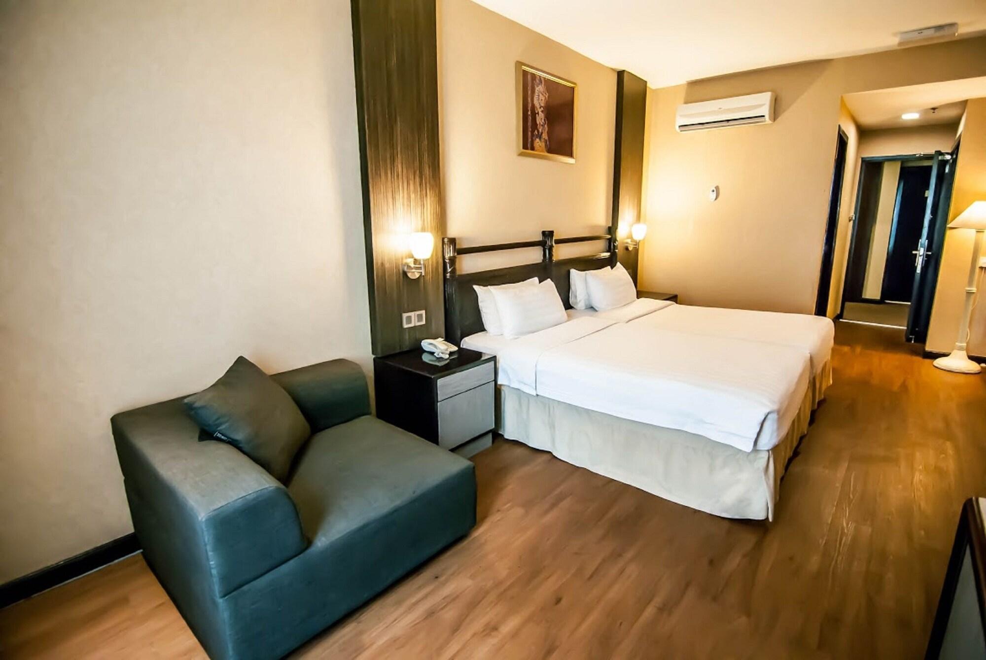Kk Times Square Hotel Kota Kinabalu Exterior photo